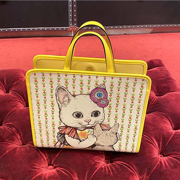 【グッチ×ヒグチユウコ】大人もOKトートバッグ 605614 H6UAH 8954